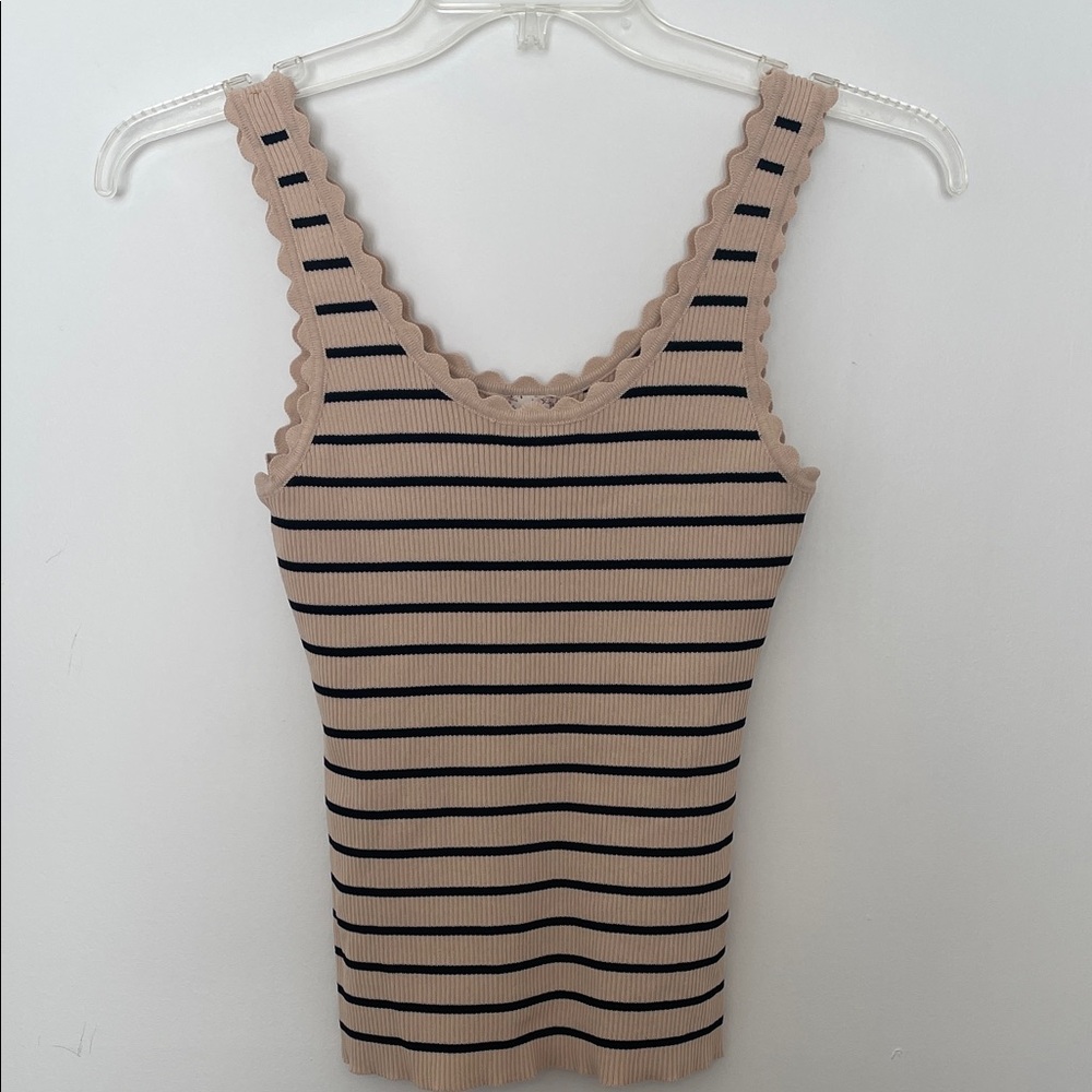 Hem & Thread Cream Ribbed Fitted Tank Top size Medium